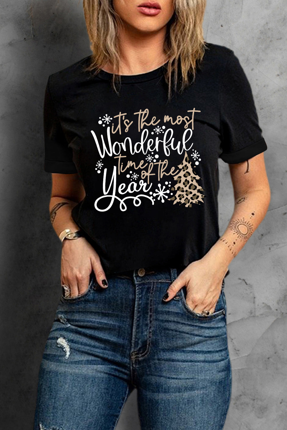 Wonderful Christmas Season Leopard Graphic Tee