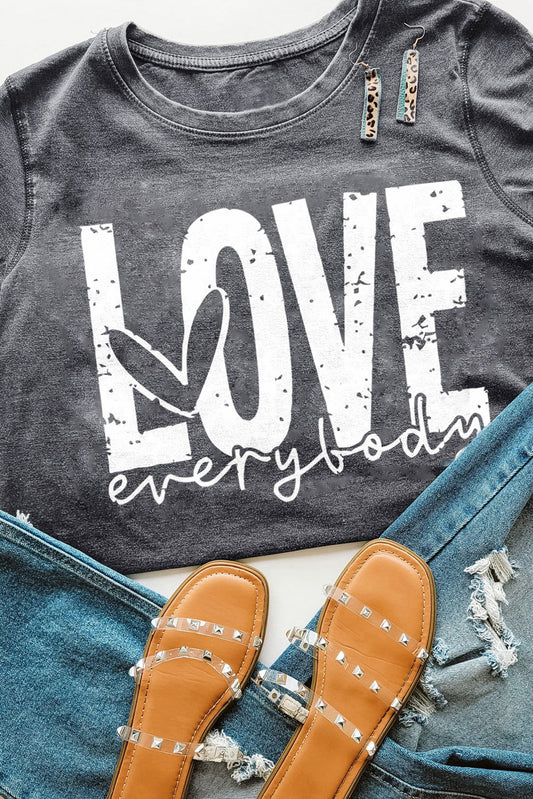 LOVE everybody Graphic T-shirt