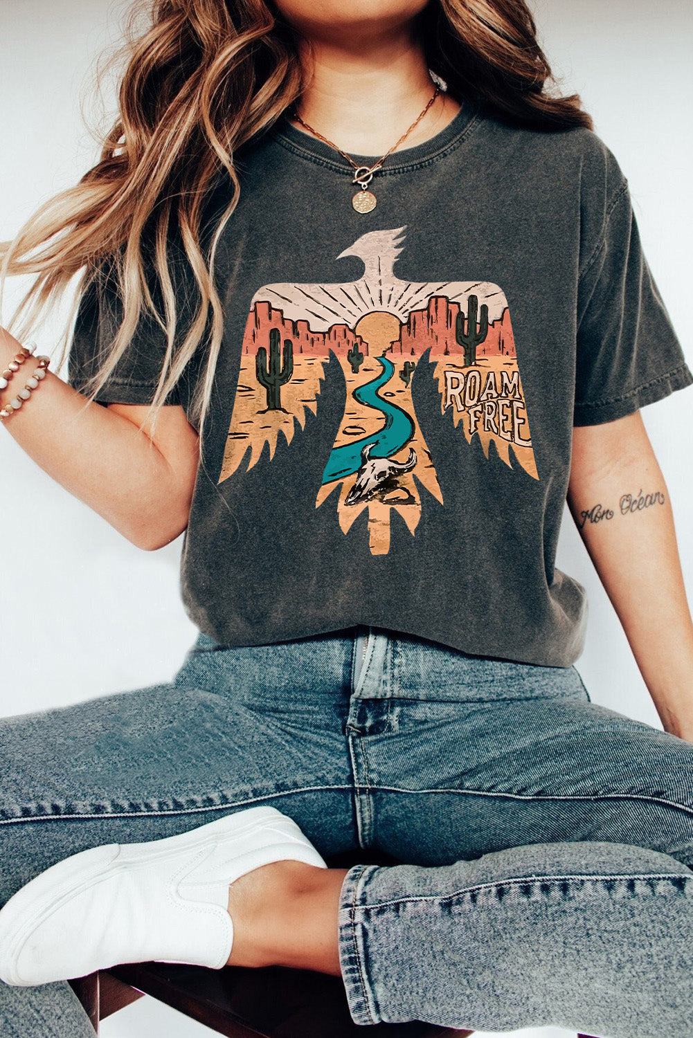 Western Skull Bird Shaped Print Short Sleeve Graphic Tee