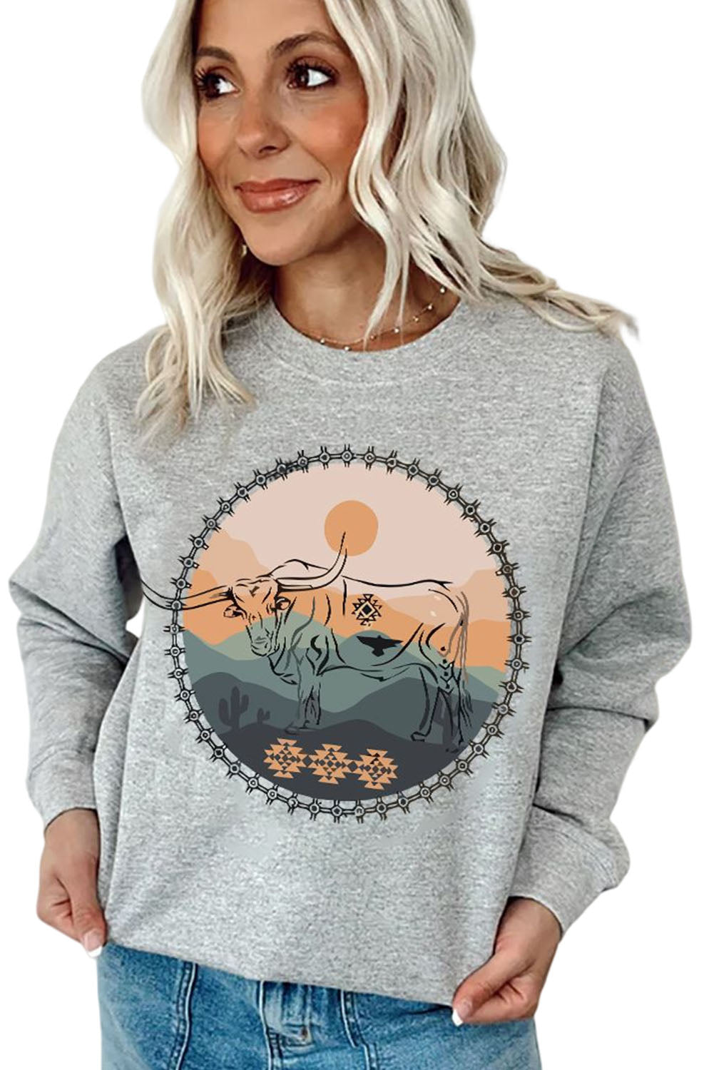 Western Fashion Bull Graphic Print Sweatshirt