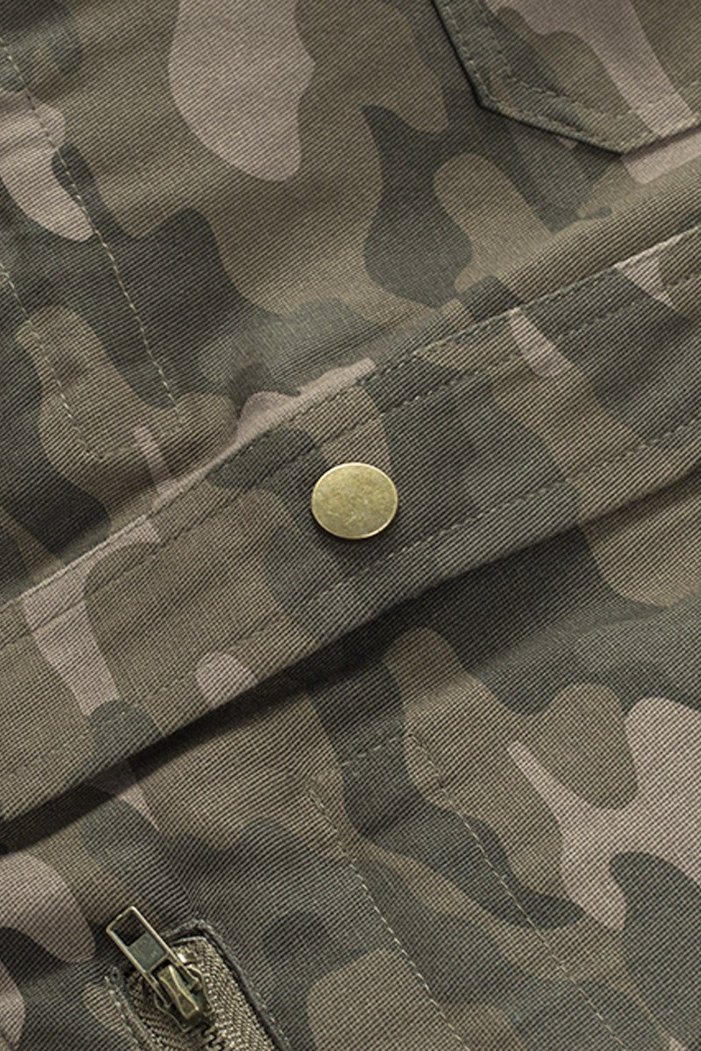 Camo Print Multi Pockets Button-up Jacket