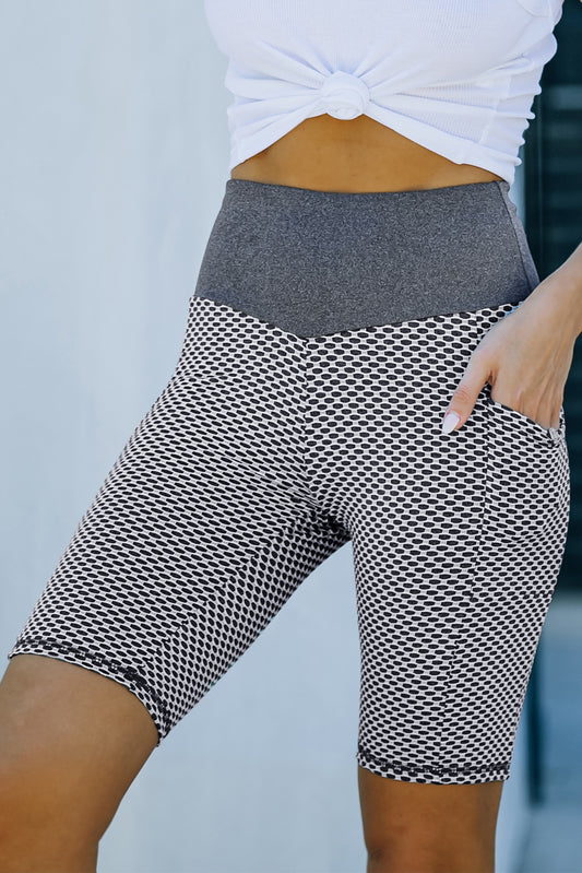 Side Pockets Ruched Butt Lifting Yoga Shorts