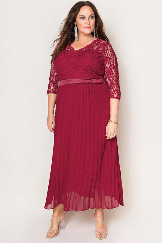 Lace Scalloped V Neck 3/4 Sleeves Pleated Tulle Plus Maxi Dress