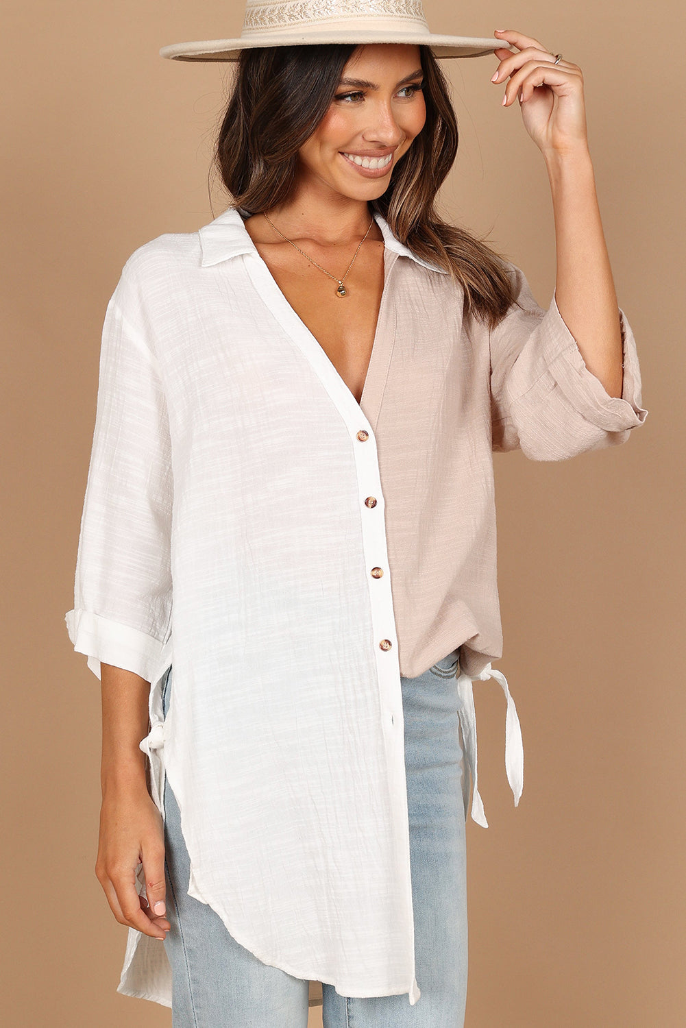 V Neck Collared Curved Hem Contrast Colorblock Shirt