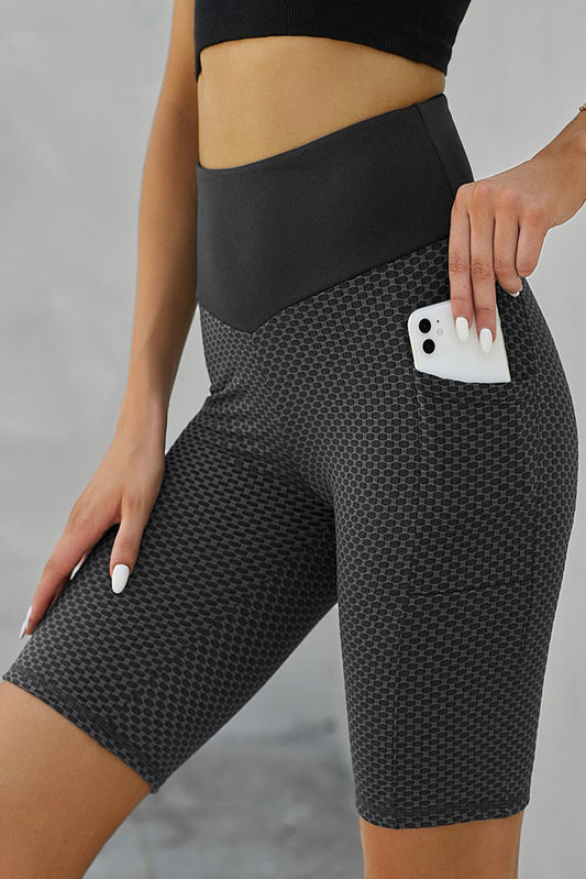 Side Pockets Ruched Butt Lifting Yoga Shorts